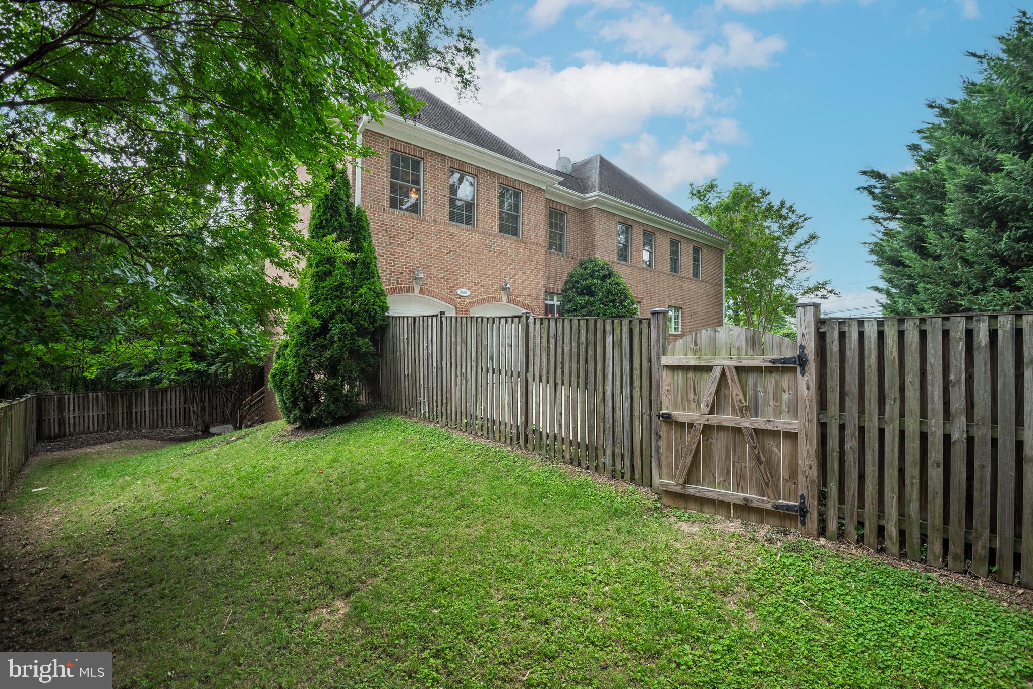 PAGE HILL - Residential