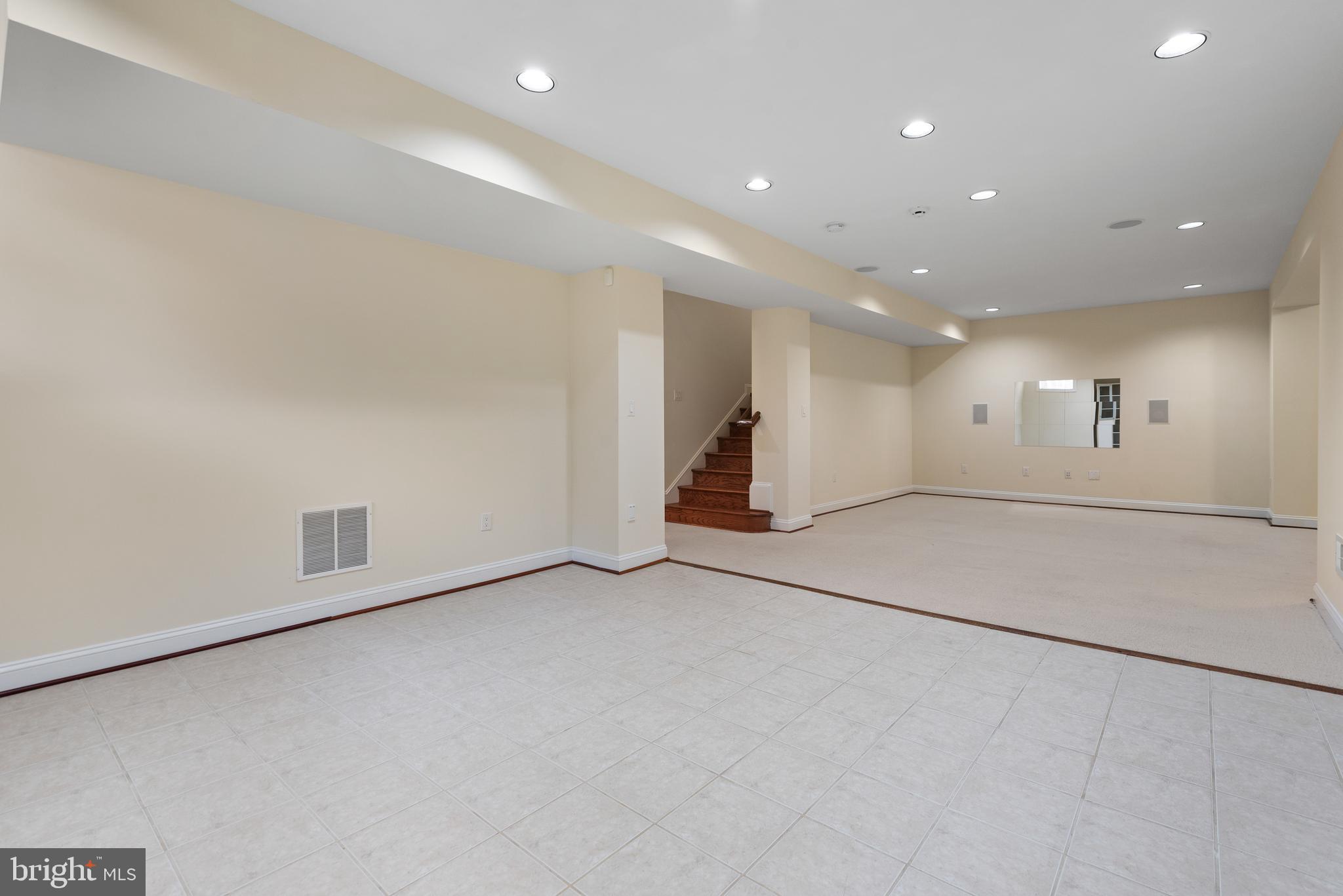 PAGE HILL - Residential