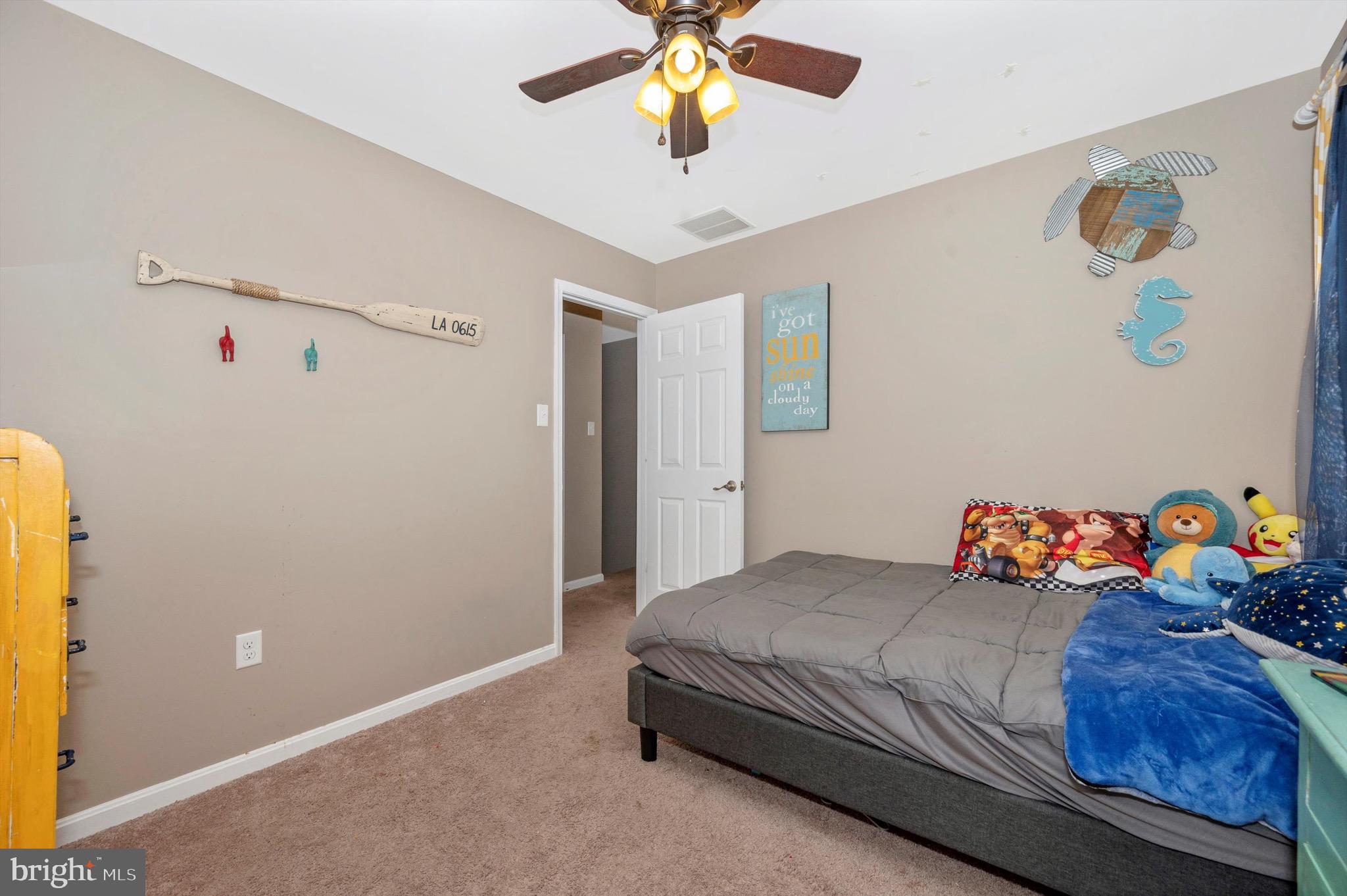 WHISPERING HILLS - Residential