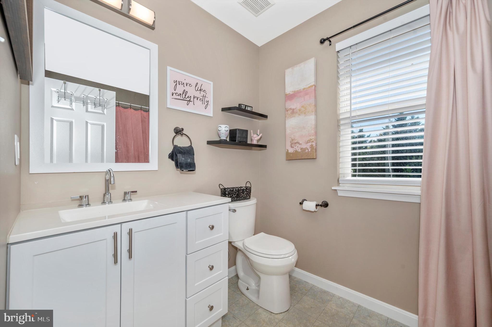 WHISPERING HILLS - Residential