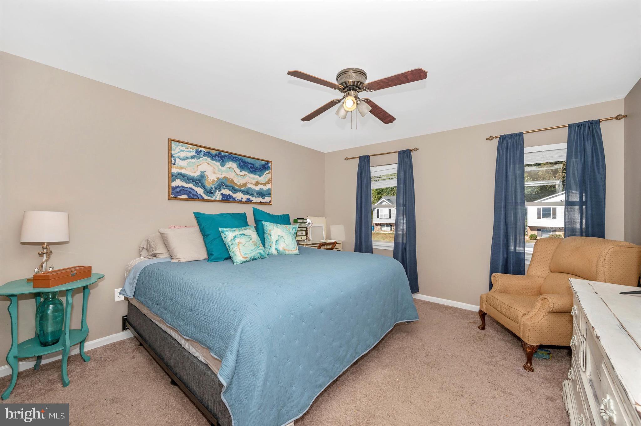 WHISPERING HILLS - Residential