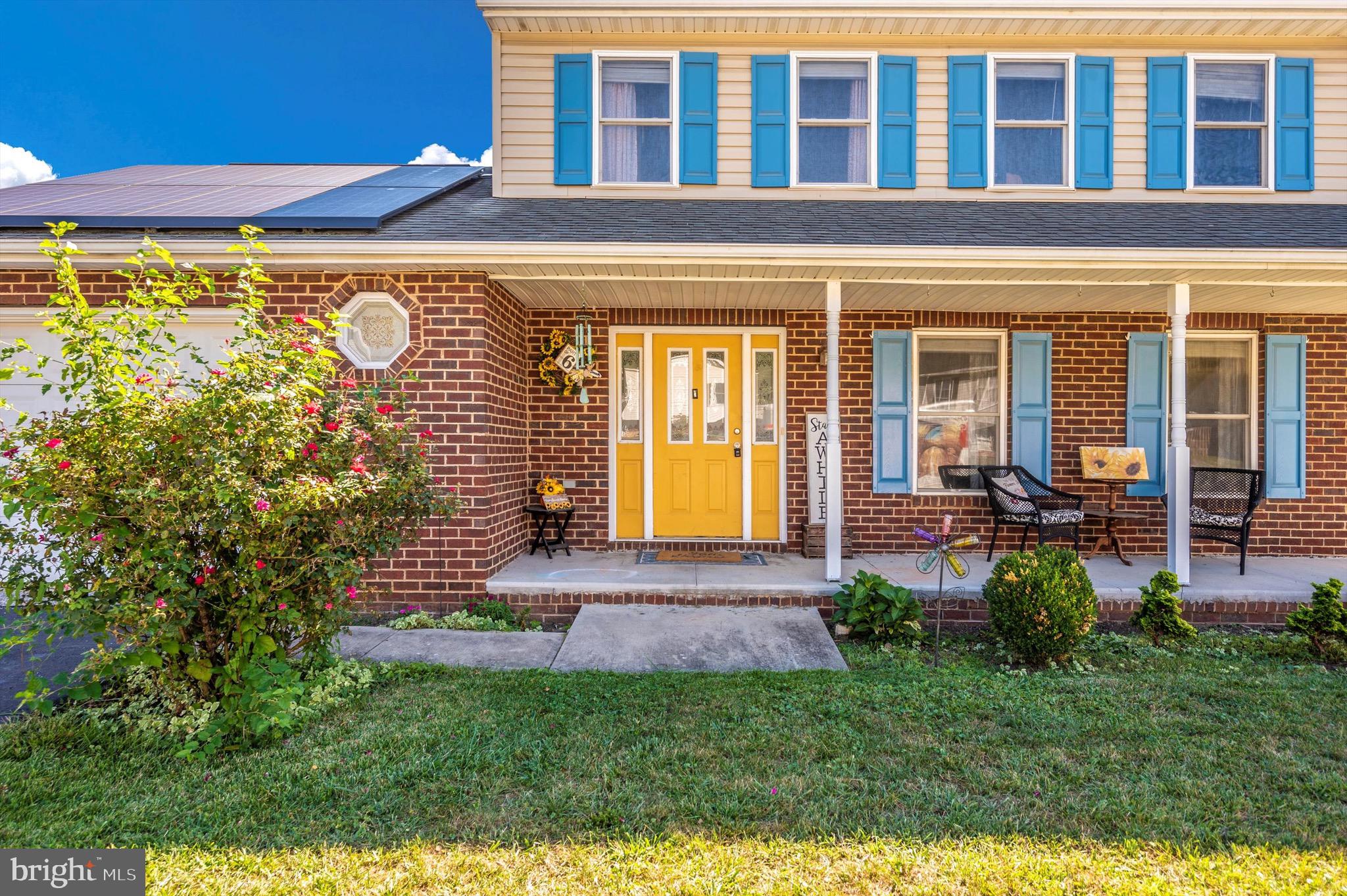 WHISPERING HILLS - Residential