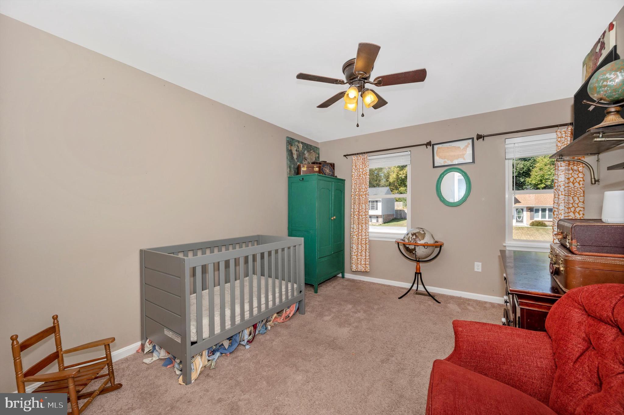 WHISPERING HILLS - Residential