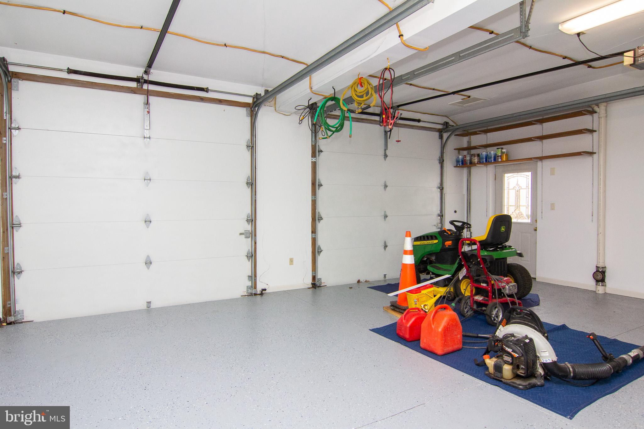 RIVER DOWNS - Residential