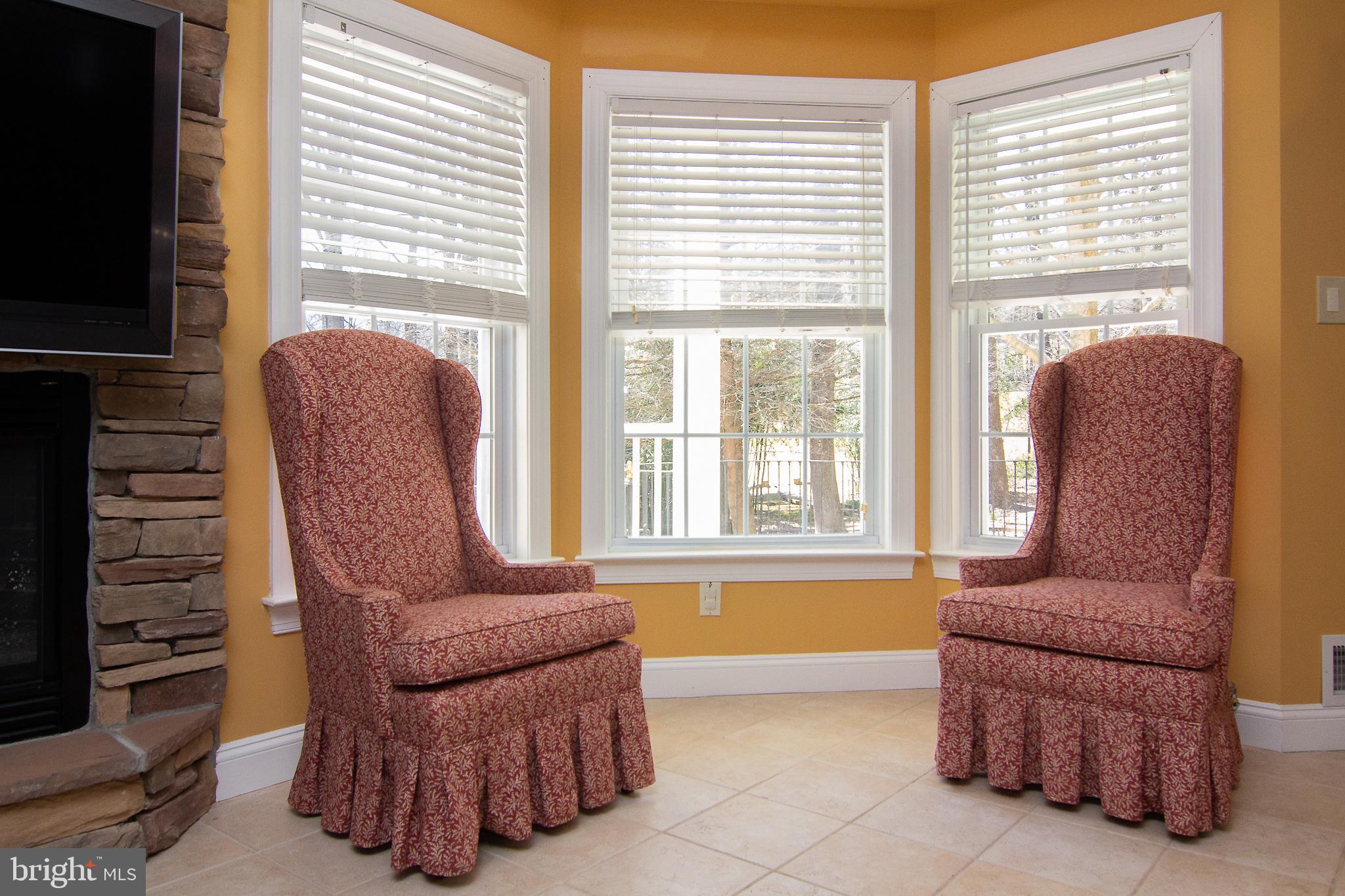 RIVER DOWNS - Residential