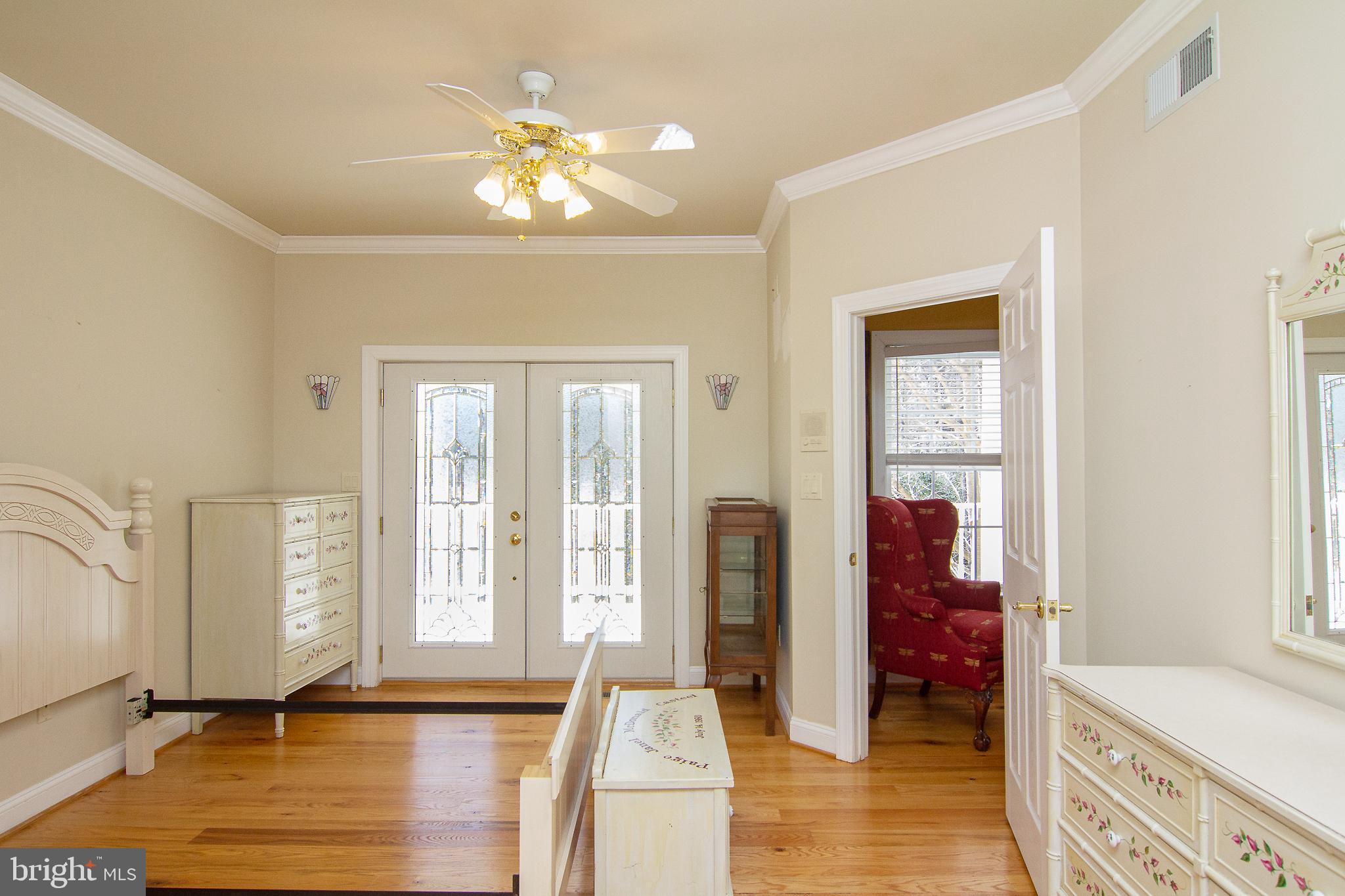 RIVER DOWNS - Residential