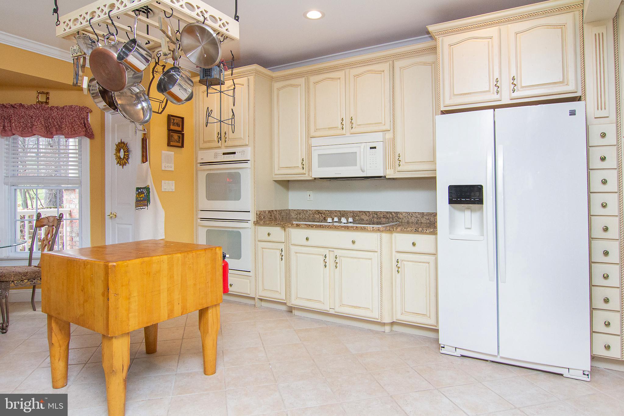 RIVER DOWNS - Residential