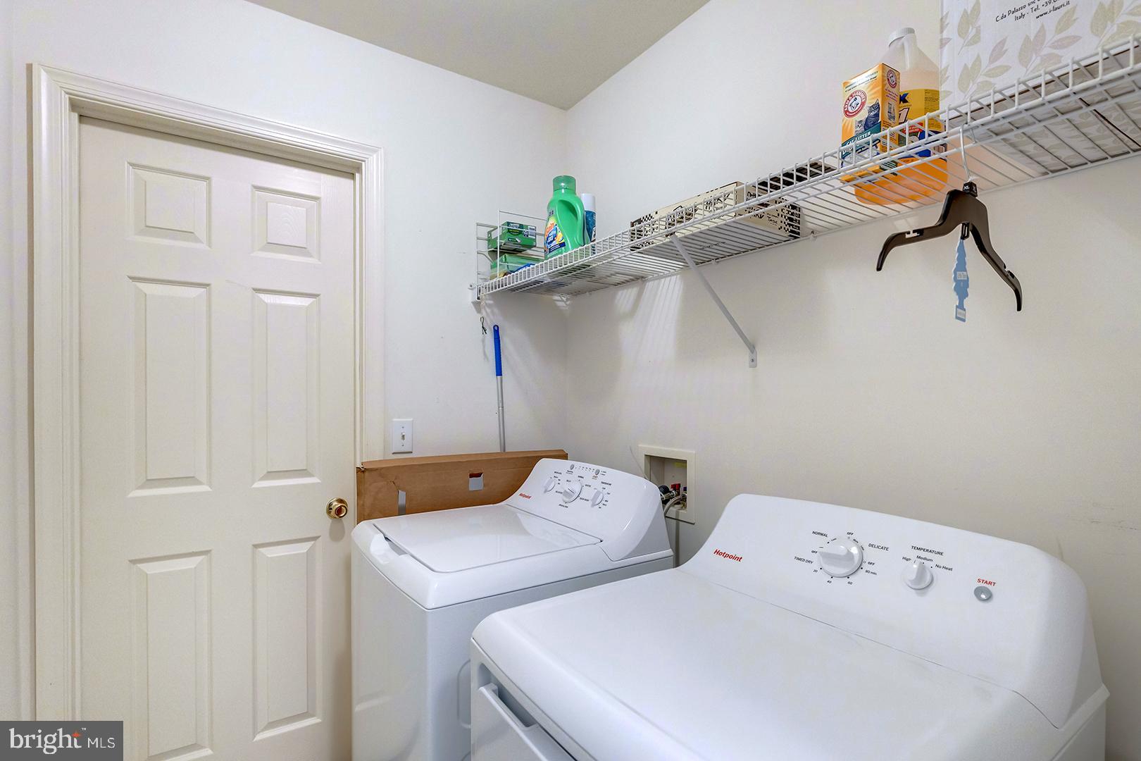 STONE GATE - Residential