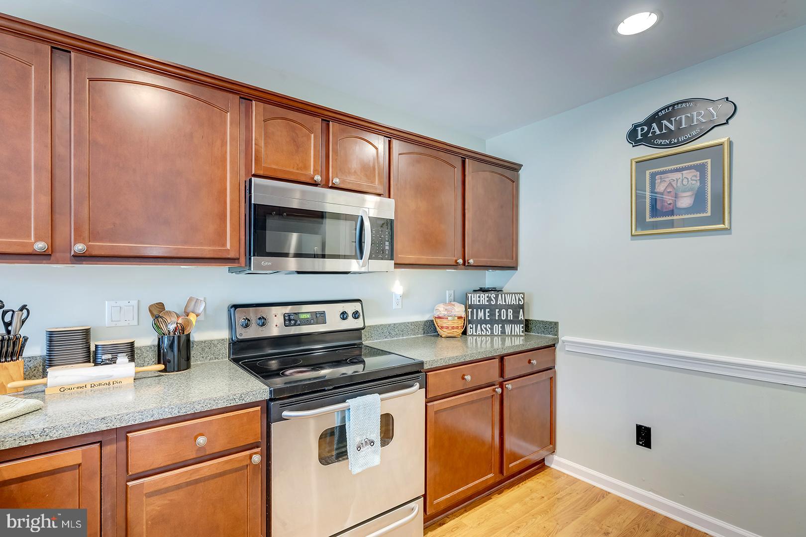 STONE GATE - Residential