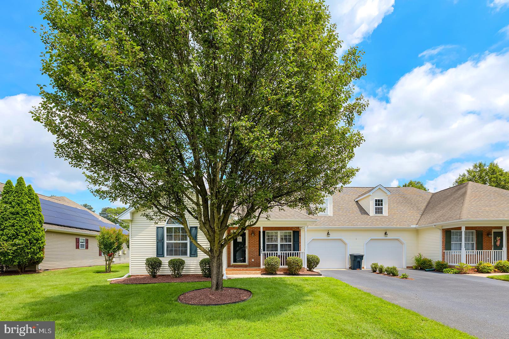 STONE GATE - Residential