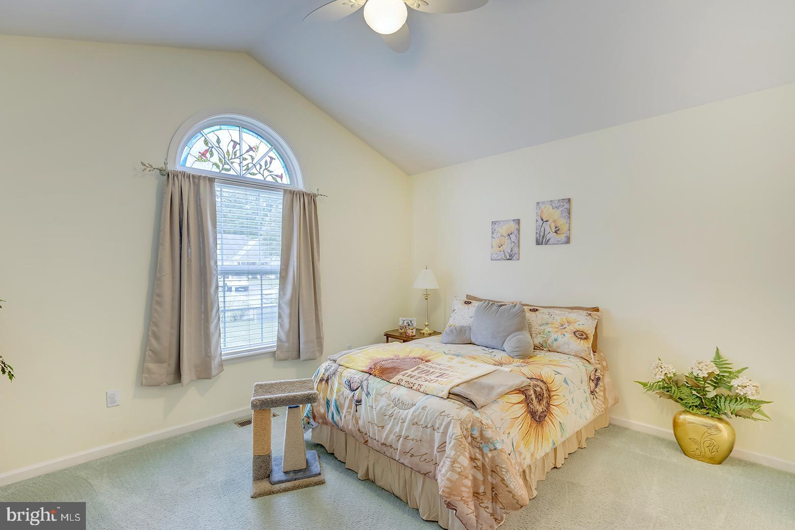 STONE GATE - Residential