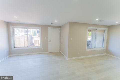 Tiny photo for 9511 Treyford Terrace, GAITHERSBURG, MD 20886 (MLS # MDMC2231418)