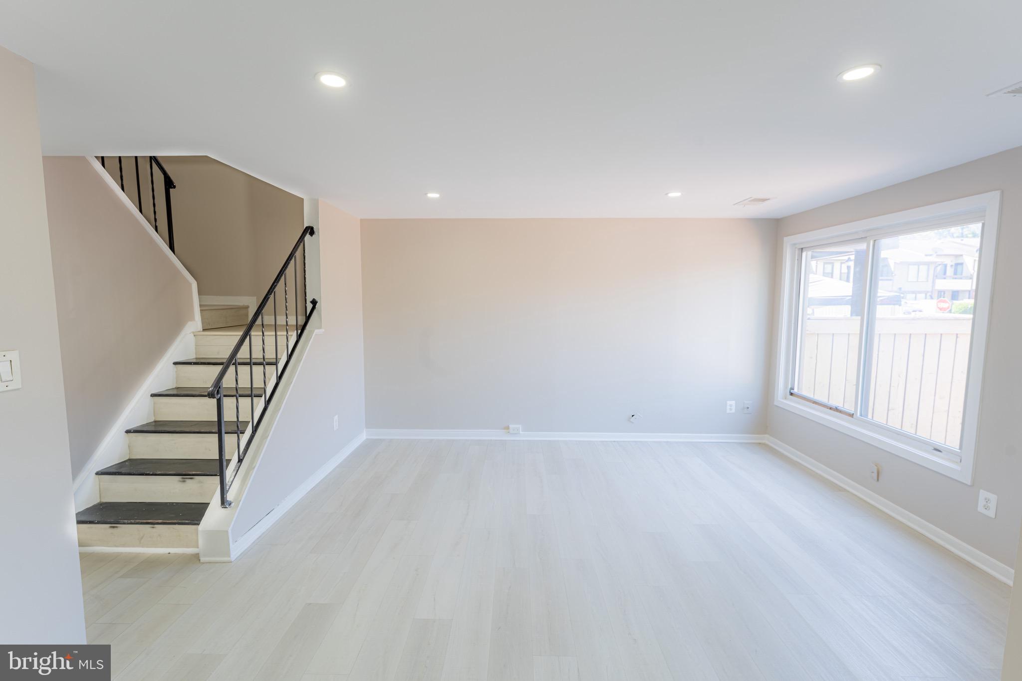WALKERS RIDGE - Residential