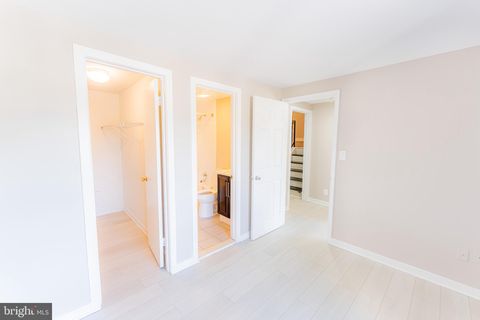 Tiny photo for 9511 Treyford Terrace, GAITHERSBURG, MD 20886 (MLS # MDMC2231418)