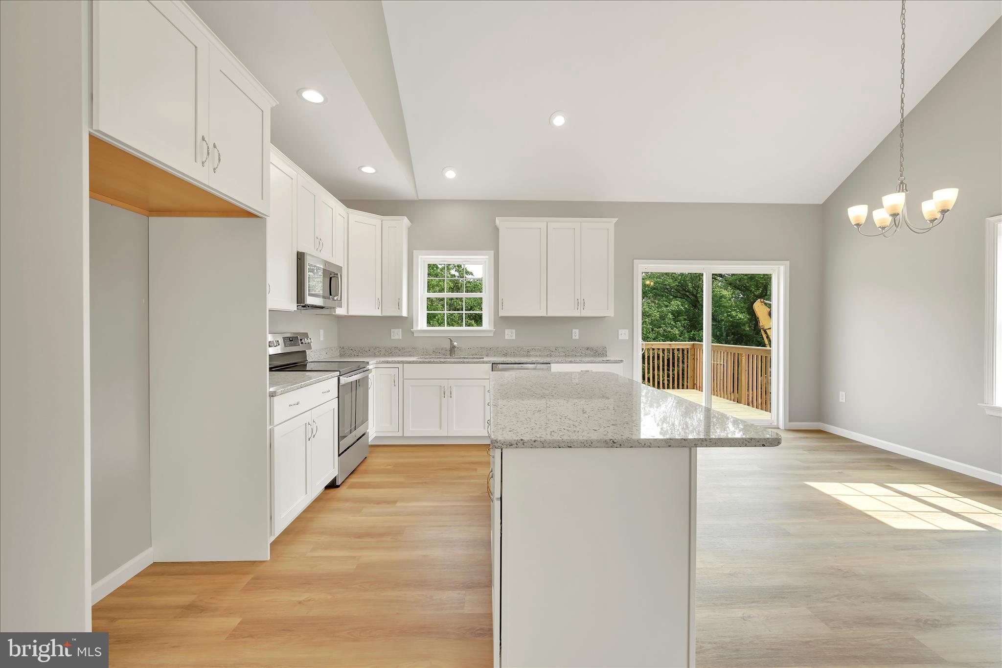 SOUTHERN VILLAGE - Residential