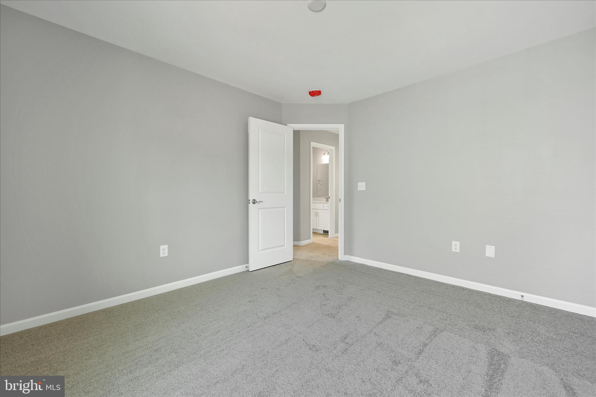 SOUTHERN VILLAGE - Residential