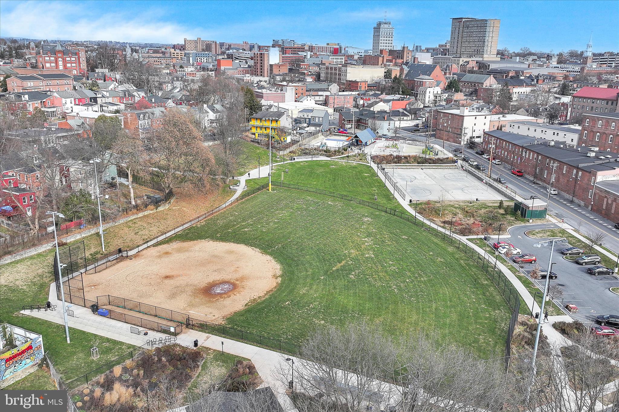 CABBAGE HILL - Residential