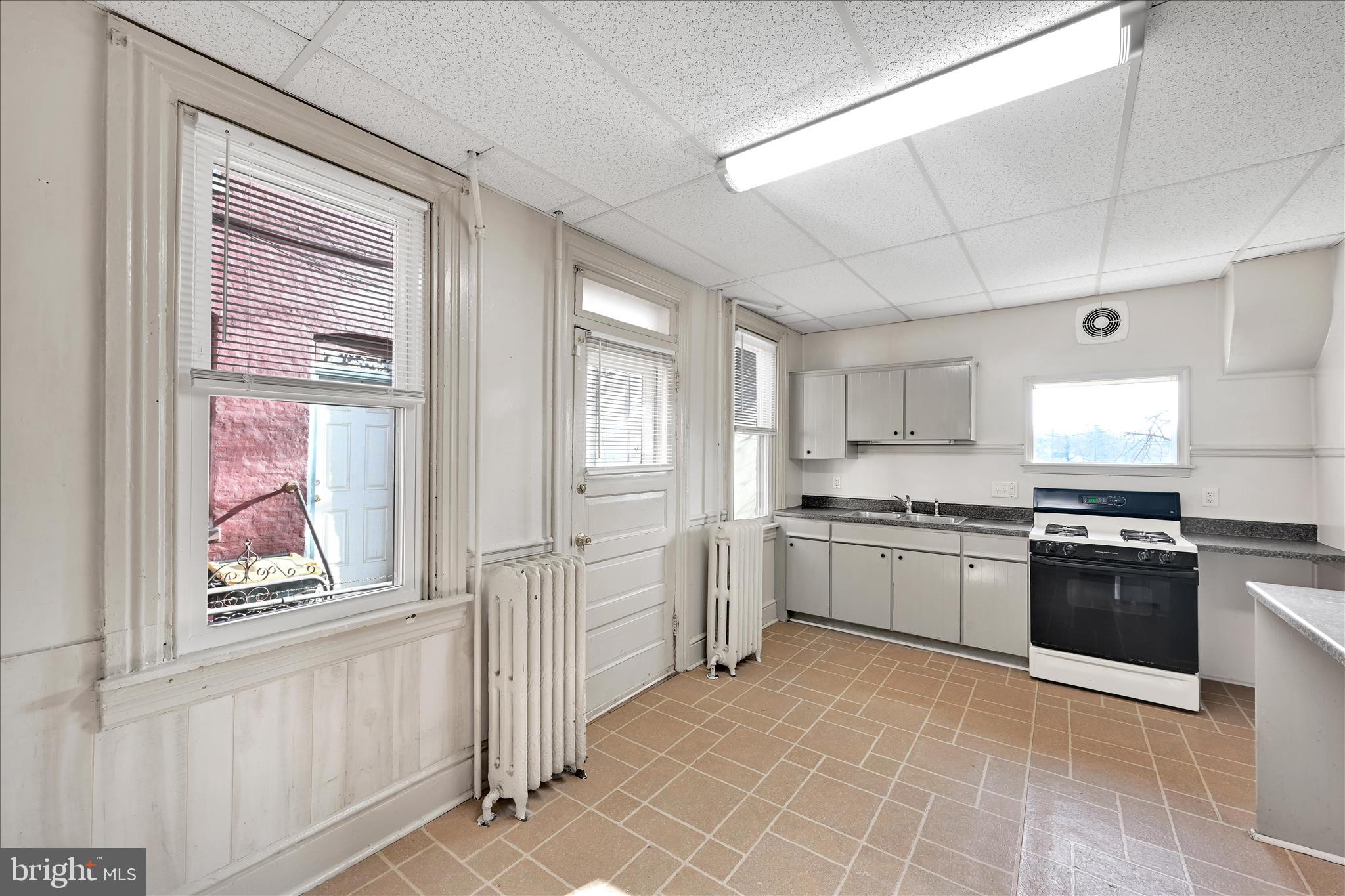 CABBAGE HILL - Residential