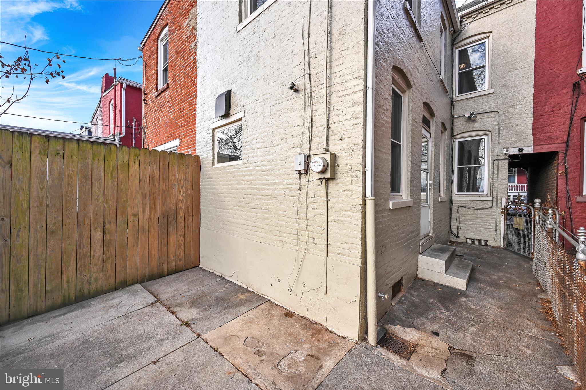 CABBAGE HILL - Residential