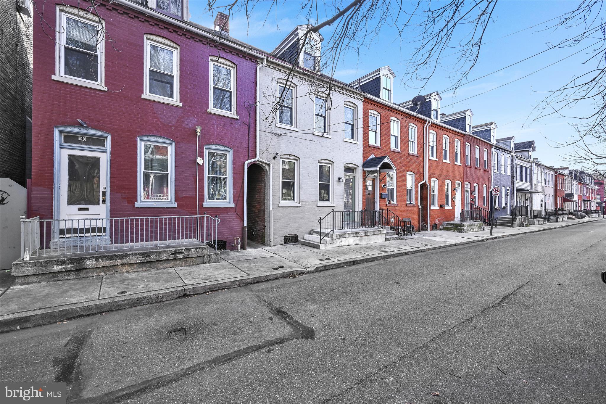 CABBAGE HILL - Residential