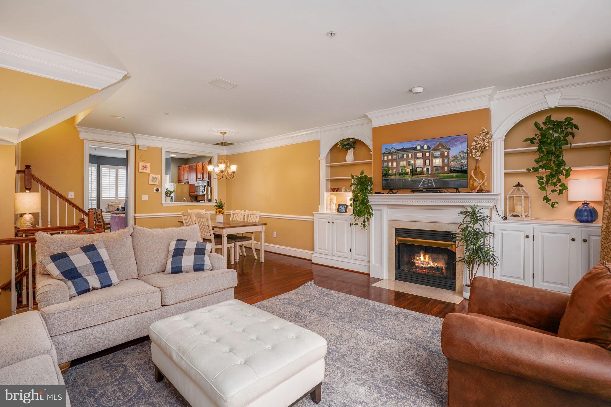 5103 GARDNER DRIVE