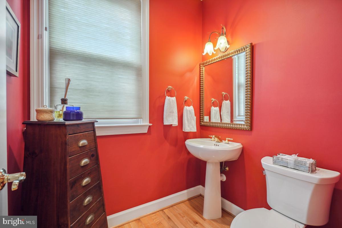 POTOMAC REGENCY - Residential