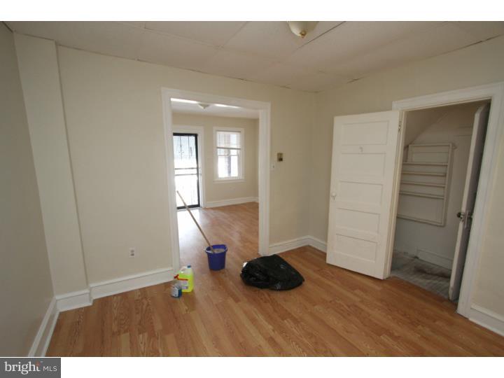FRANKFORD - Residential