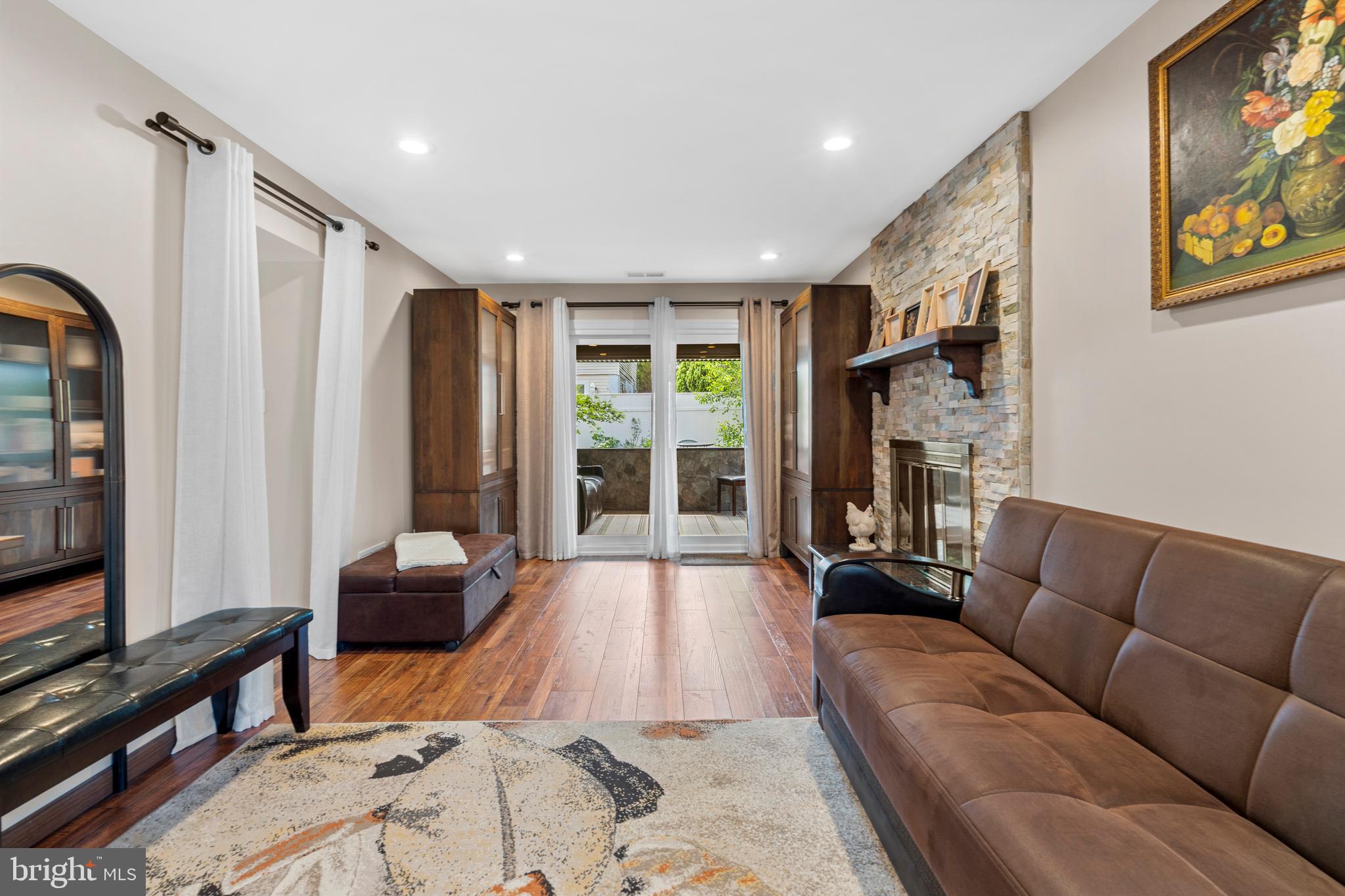 SOMERTON - Residential