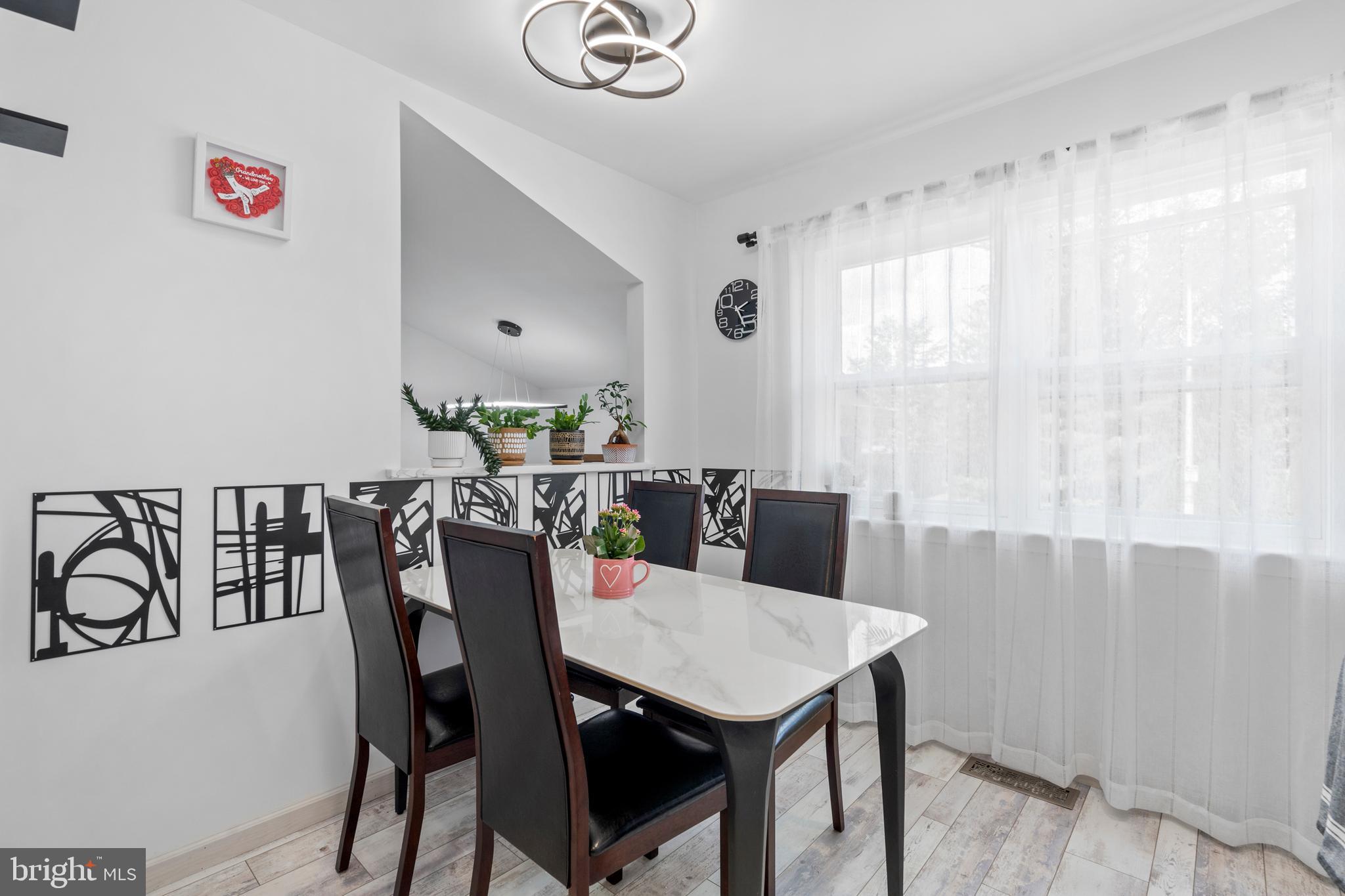 SOMERTON - Residential