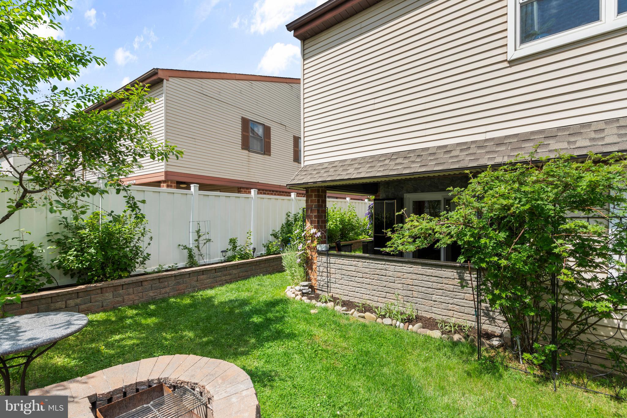 SOMERTON - Residential