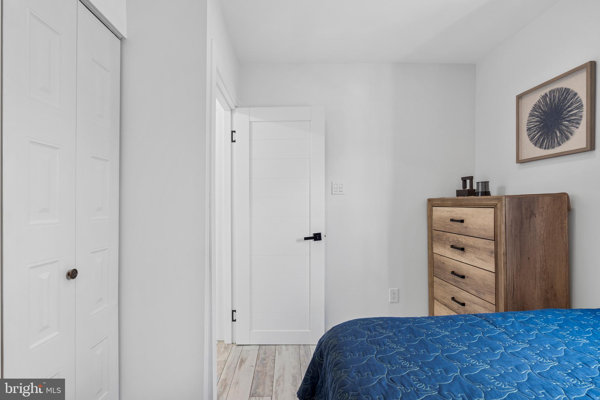 SOMERTON - Residential