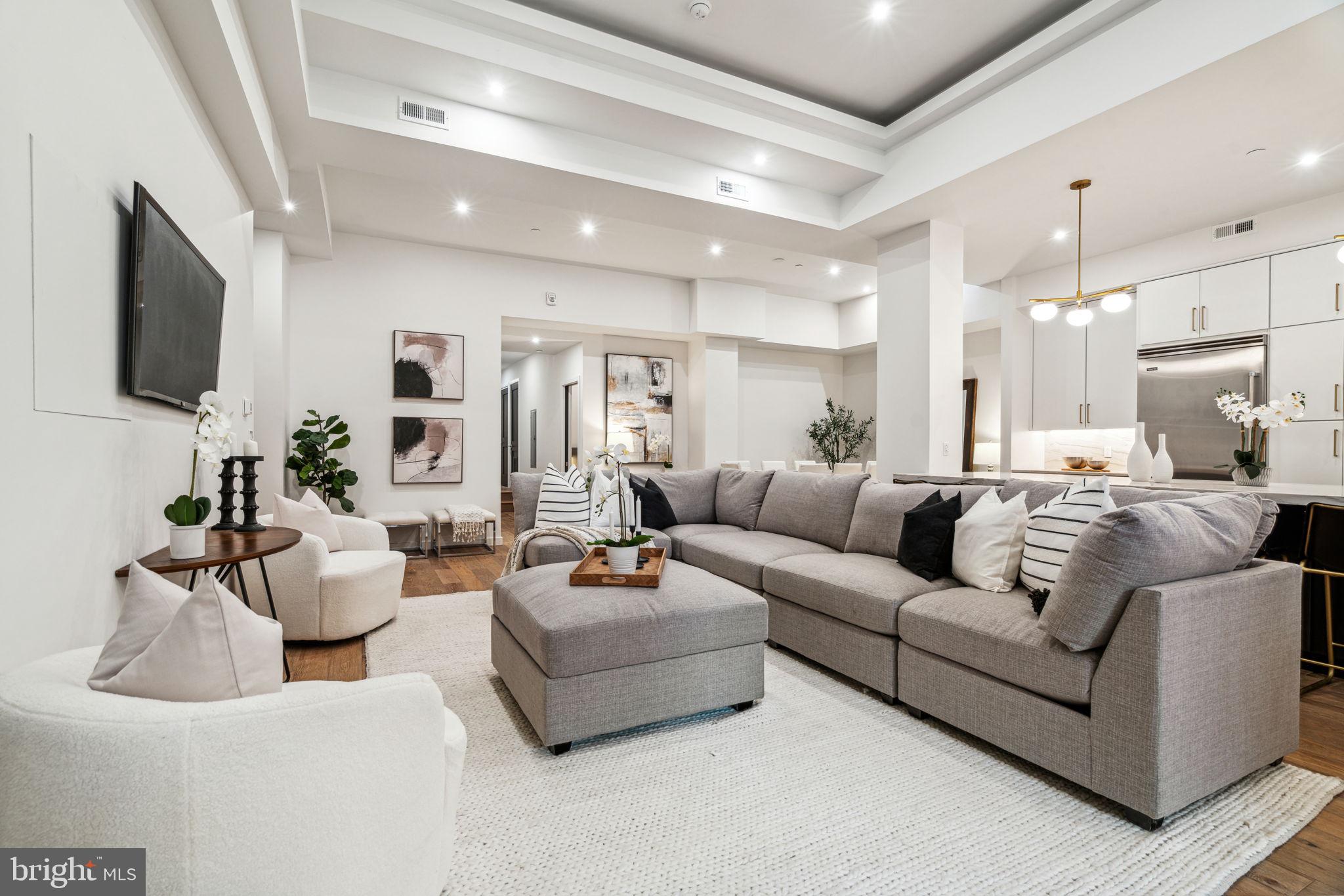 RITTENHOUSE SQUARE - Residential