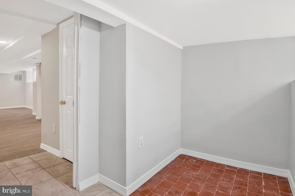 WEST BALTIMORE - Residential