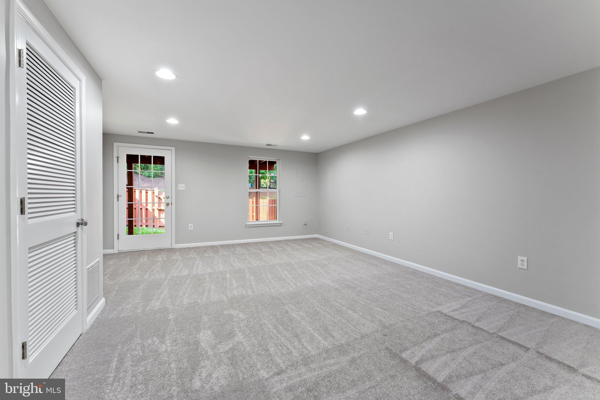 DOMINION STATION - Residential