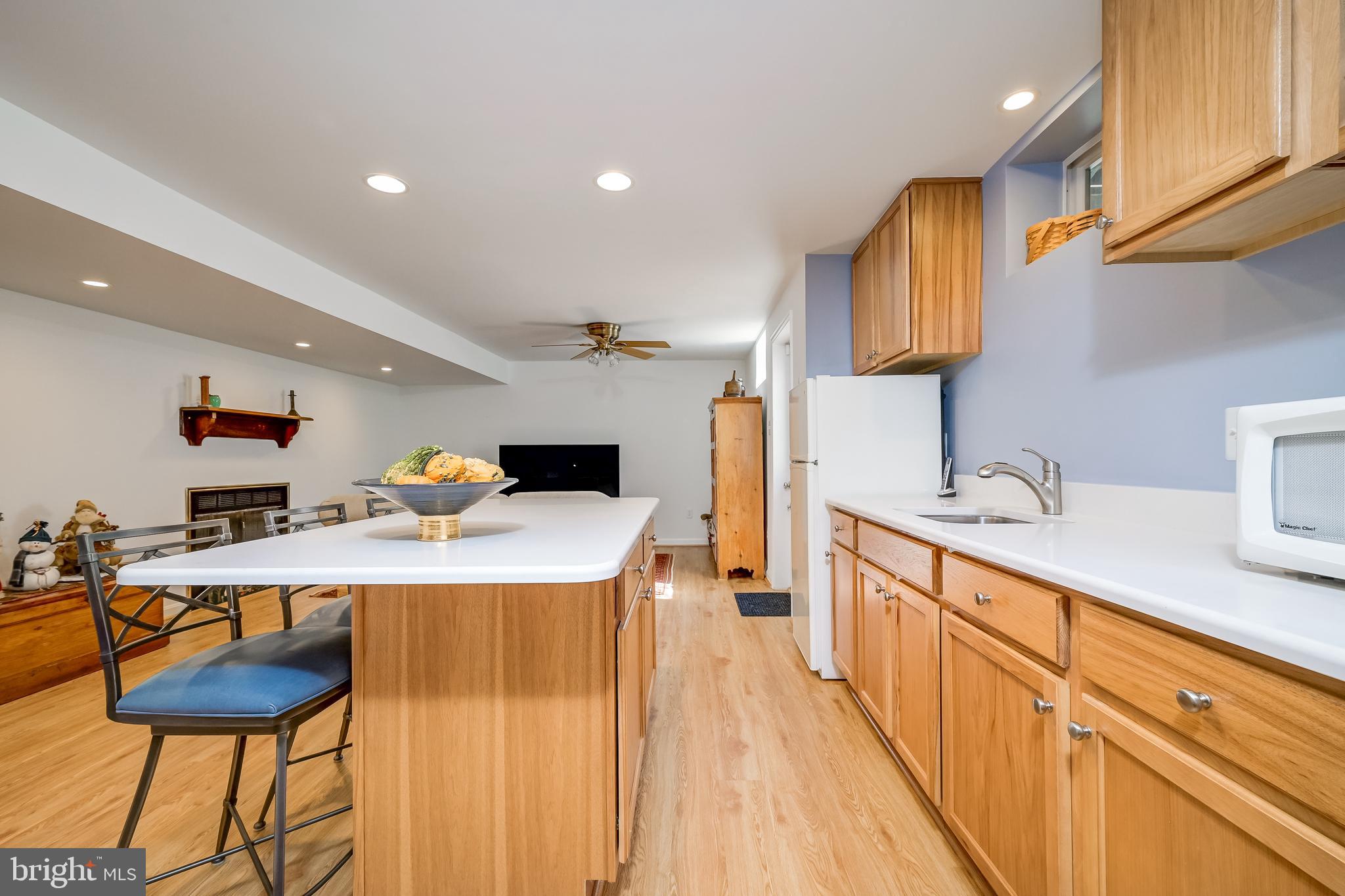 RIVER HILL - Residential