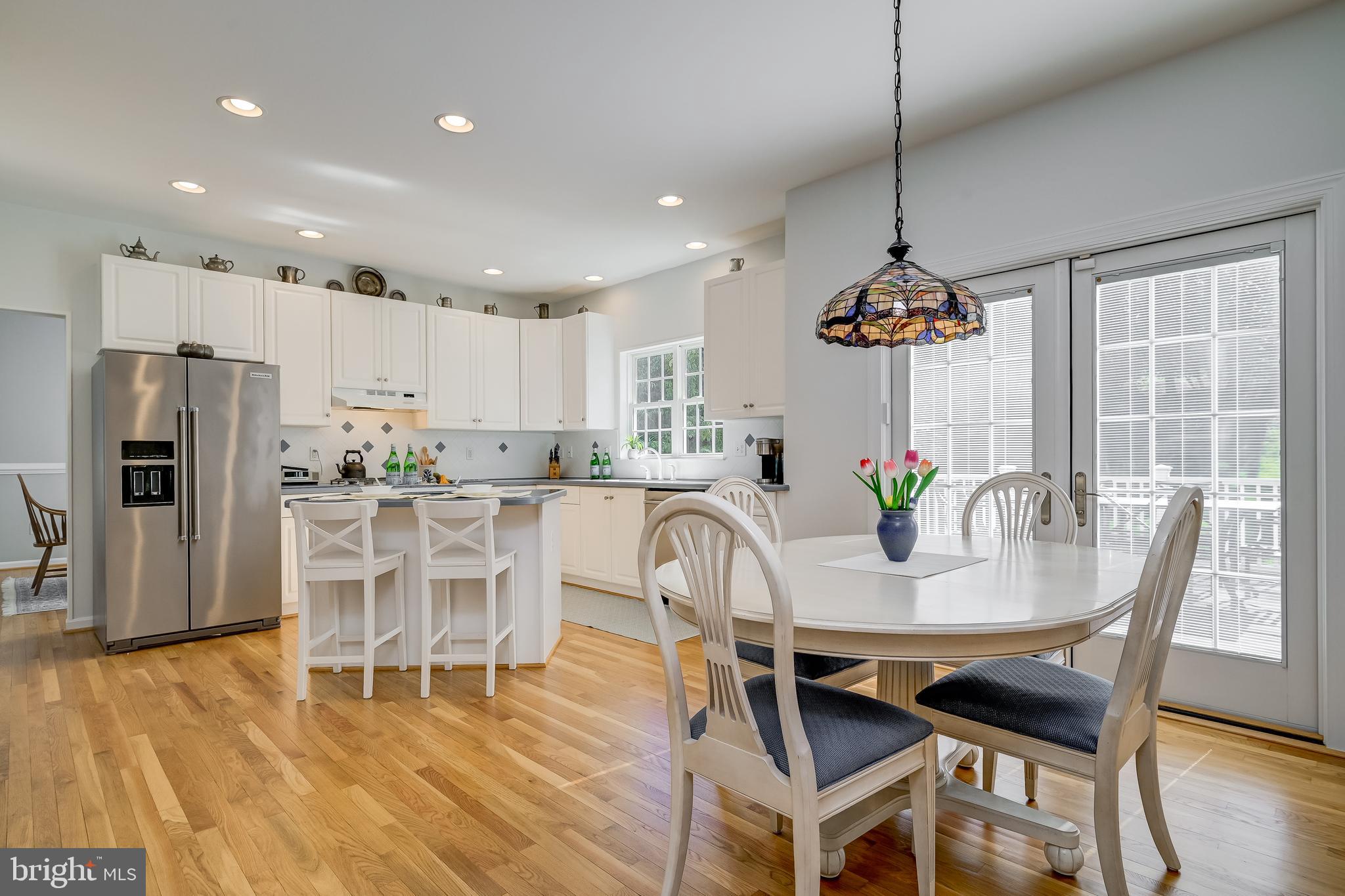 RIVER HILL - Residential