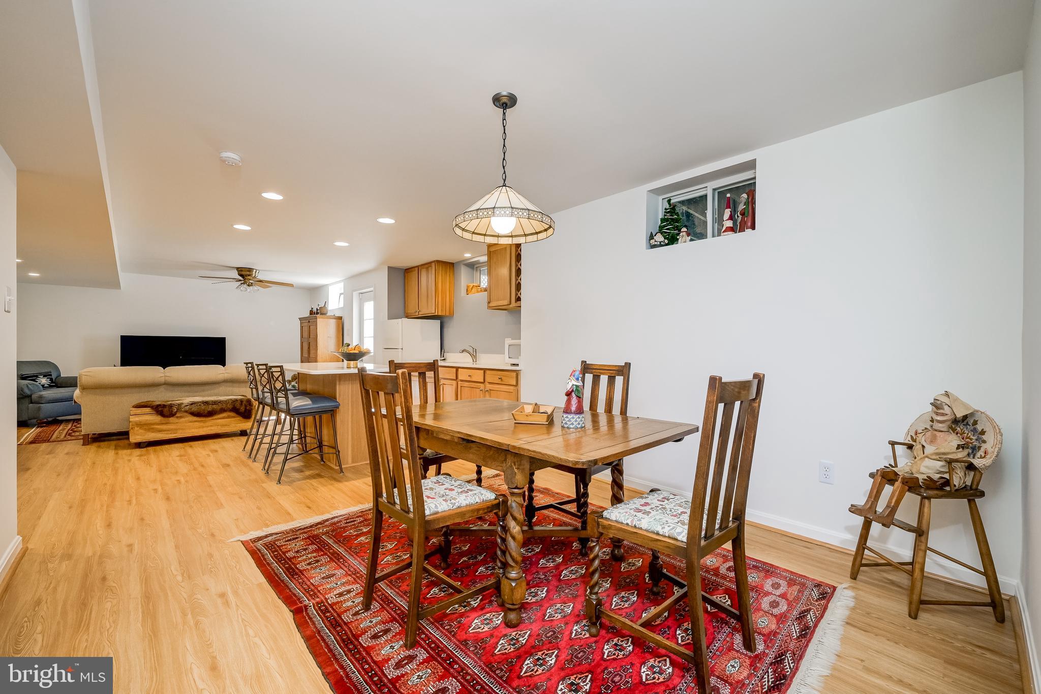 RIVER HILL - Residential