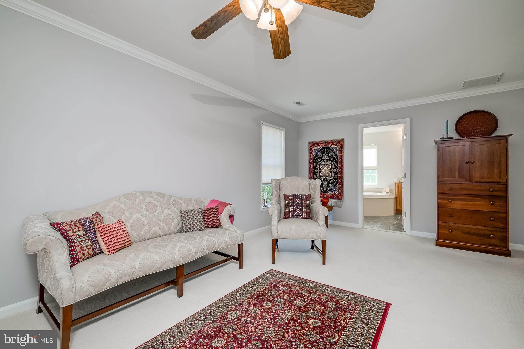 RIVER HILL - Residential