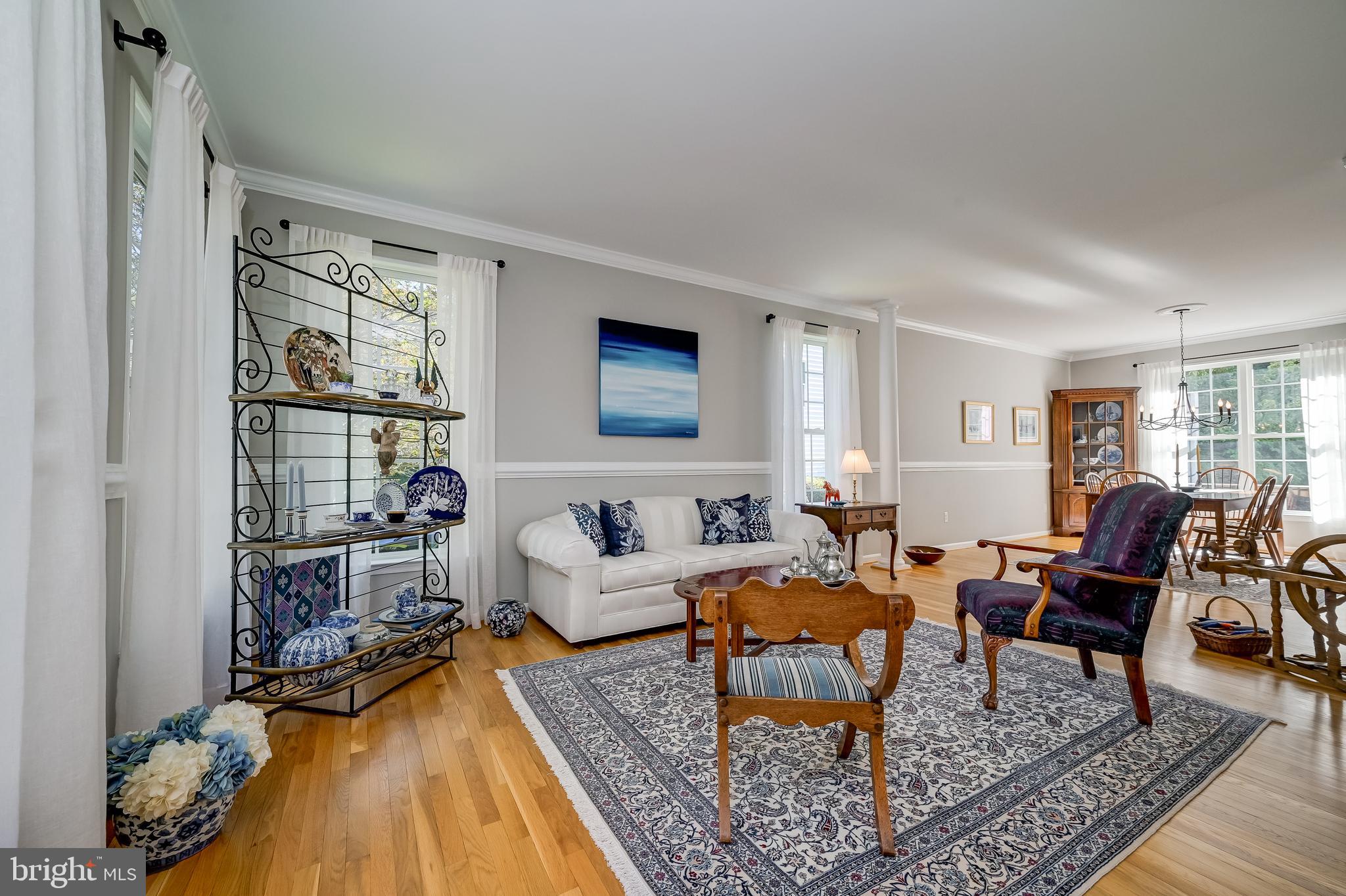 RIVER HILL - Residential