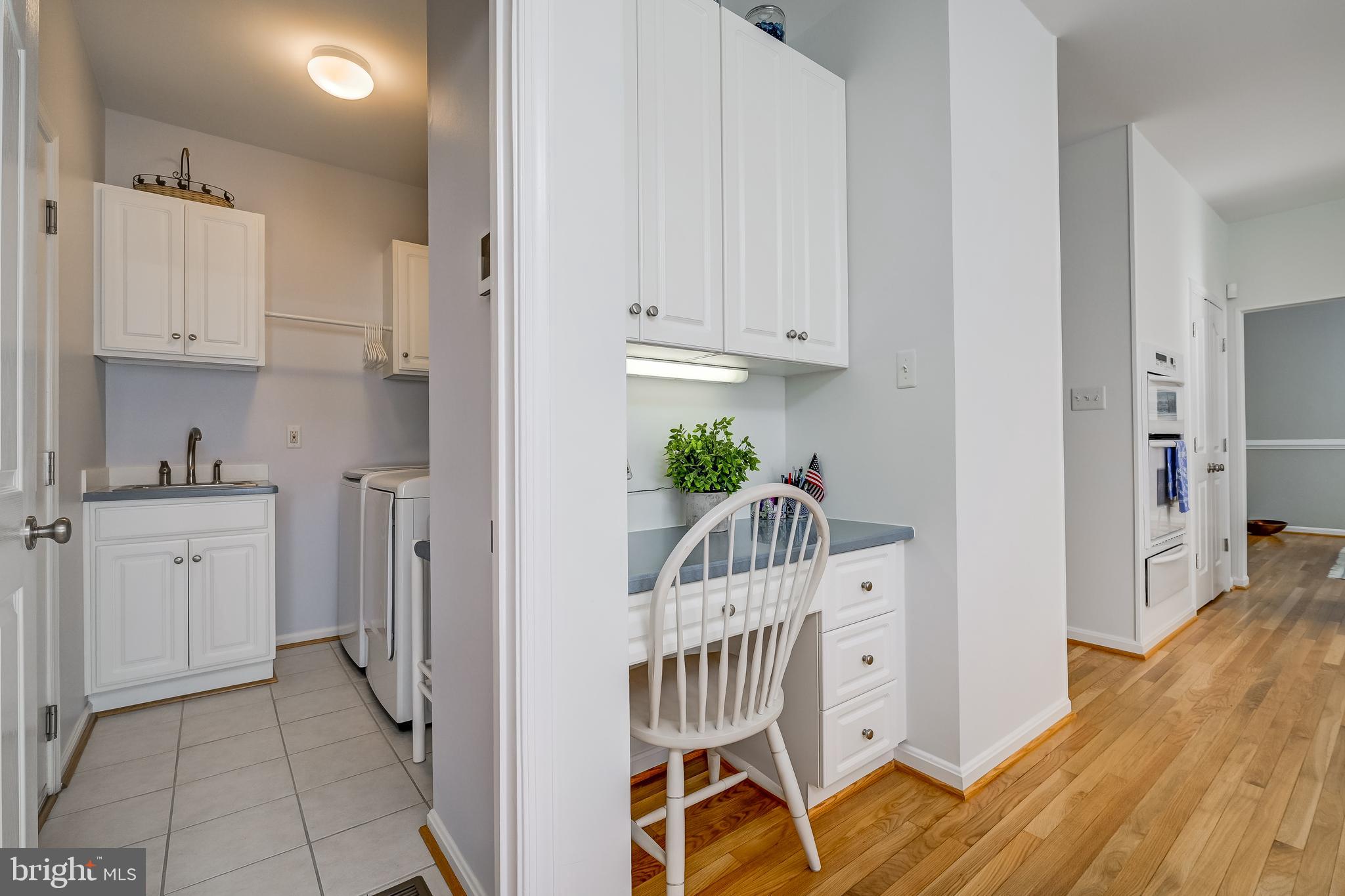 RIVER HILL - Residential