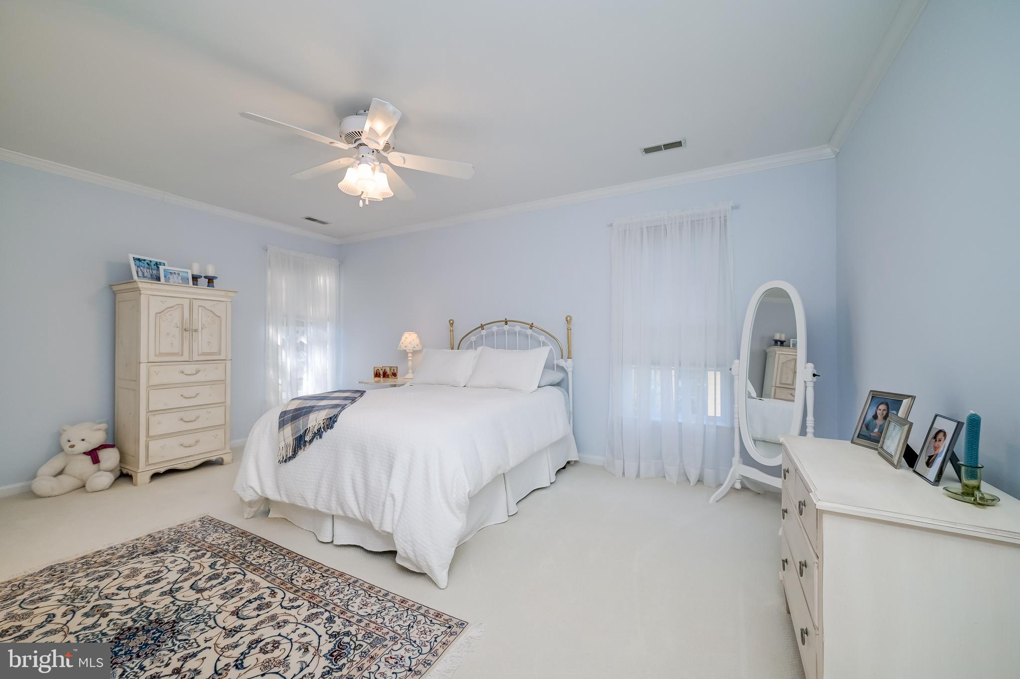 RIVER HILL - Residential