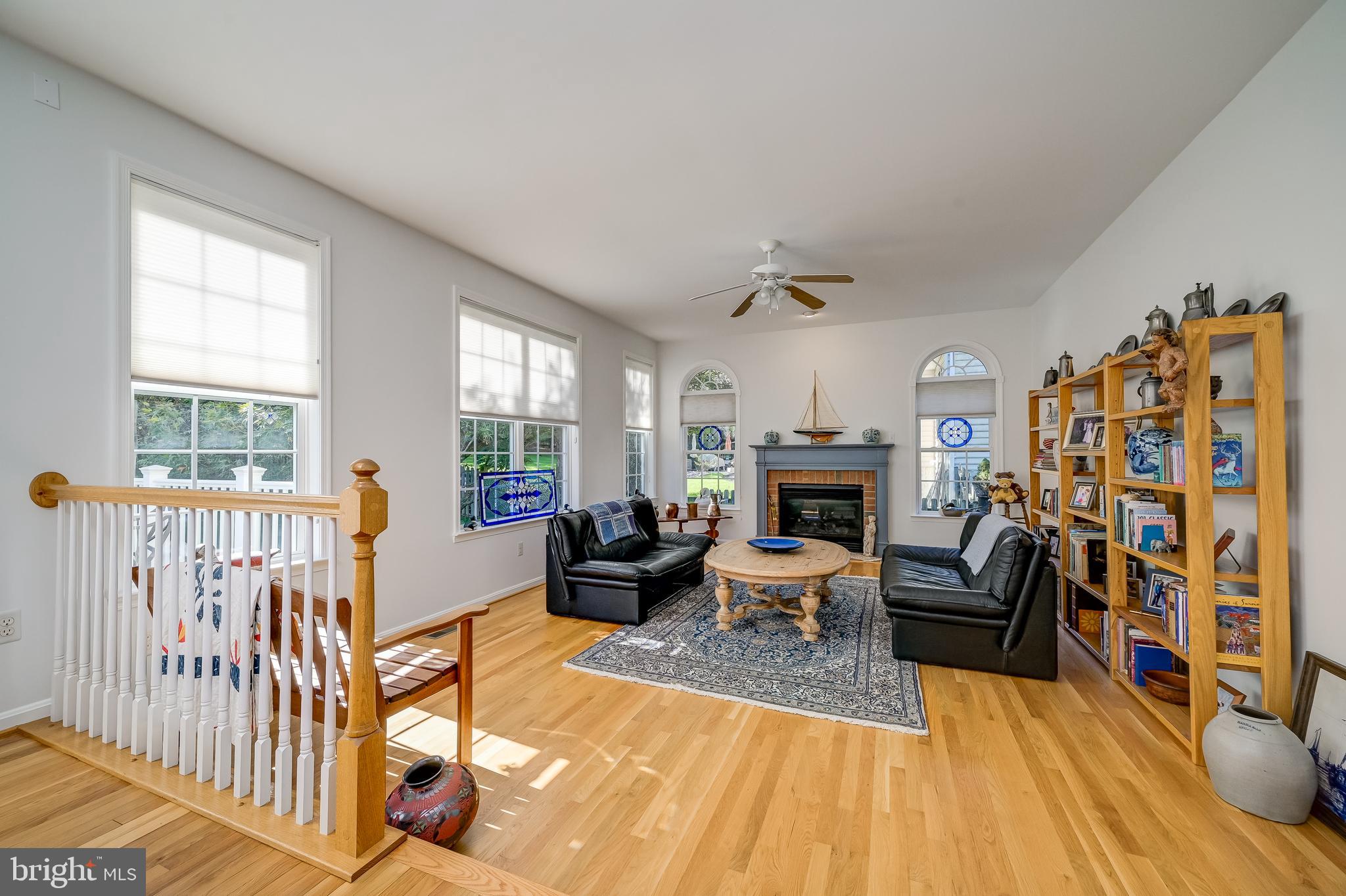 RIVER HILL - Residential