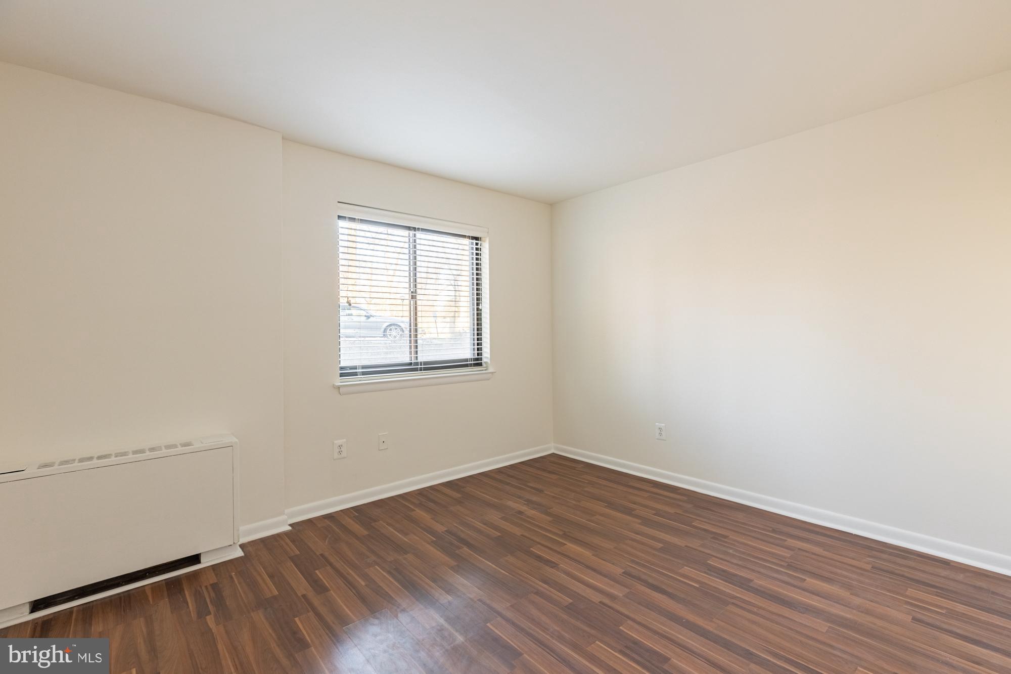 FALLS CHURCH CITY - Residential Lease