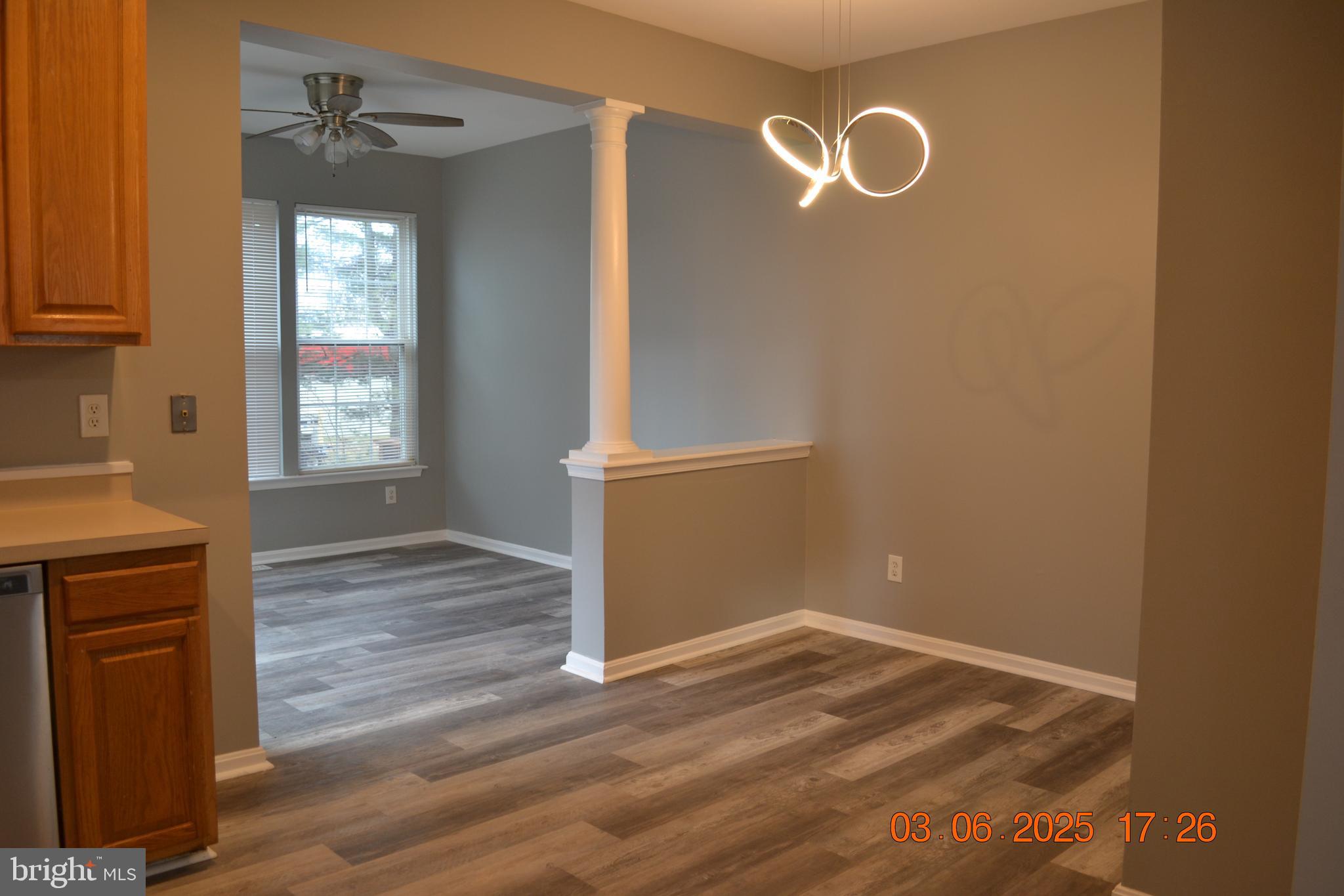 RIDGE COMMONS - Residential Lease