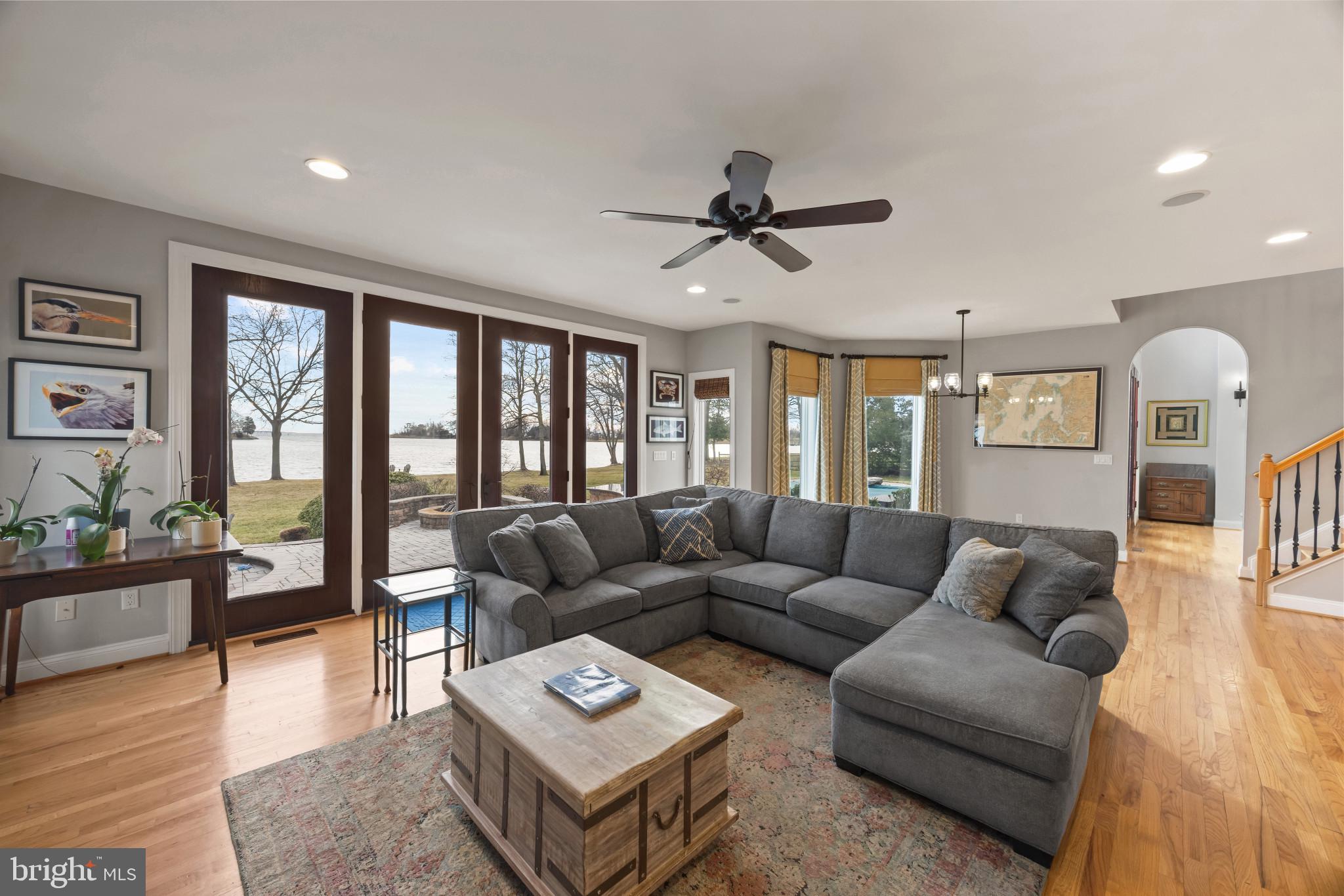 COVE CREEK CLUB - Residential