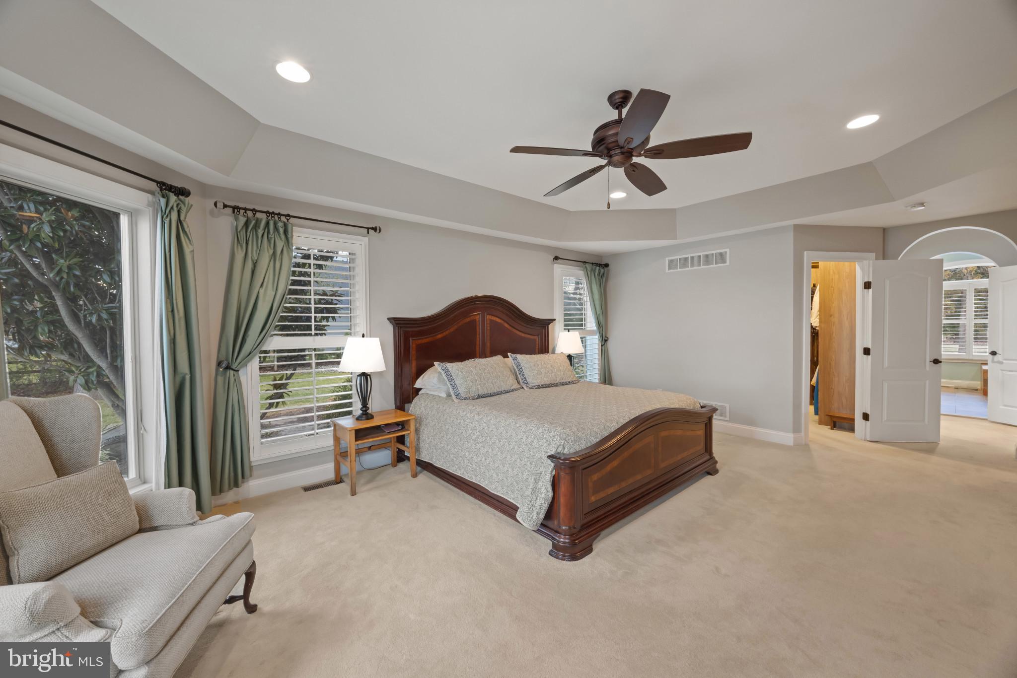 COVE CREEK CLUB - Residential