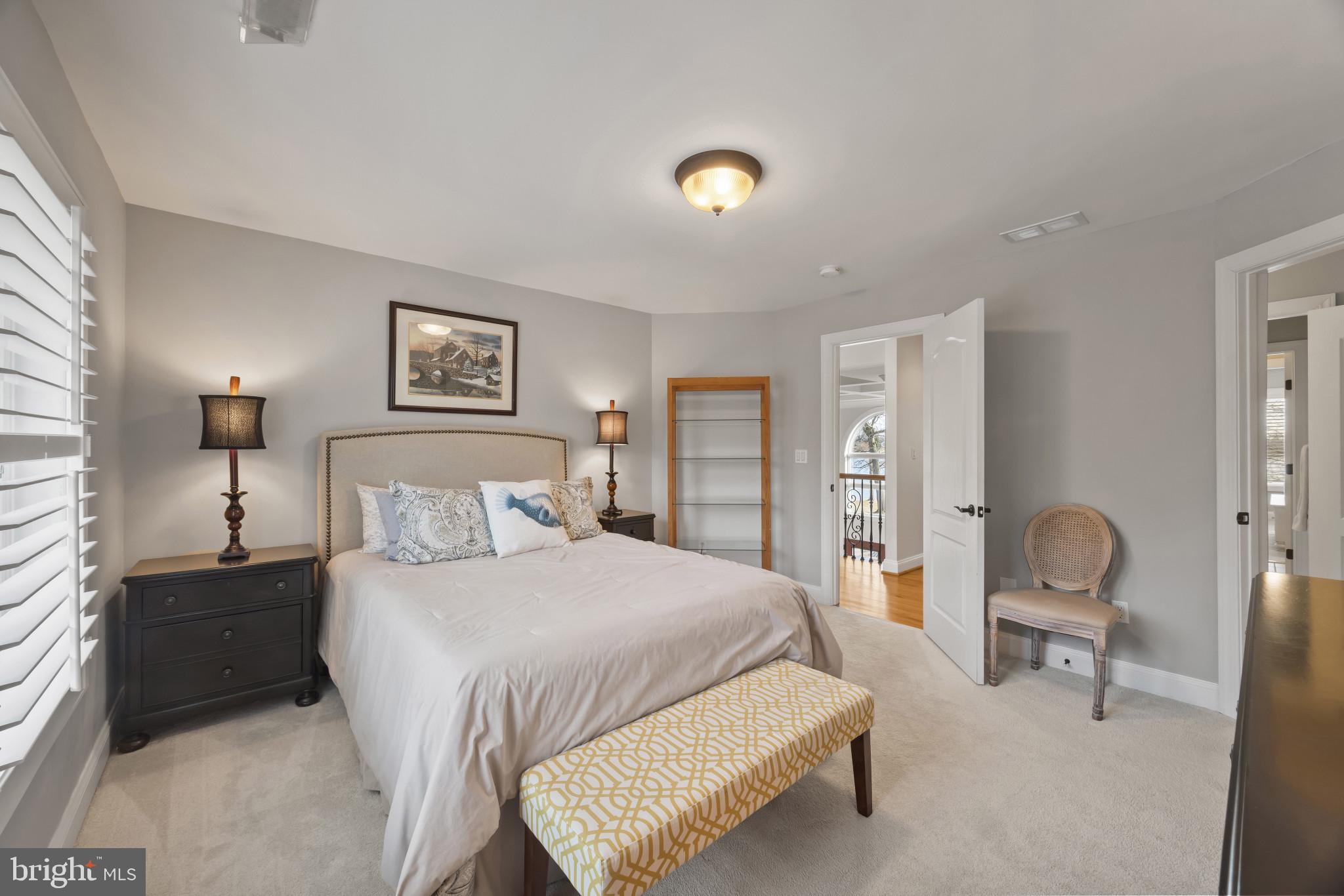 COVE CREEK CLUB - Residential