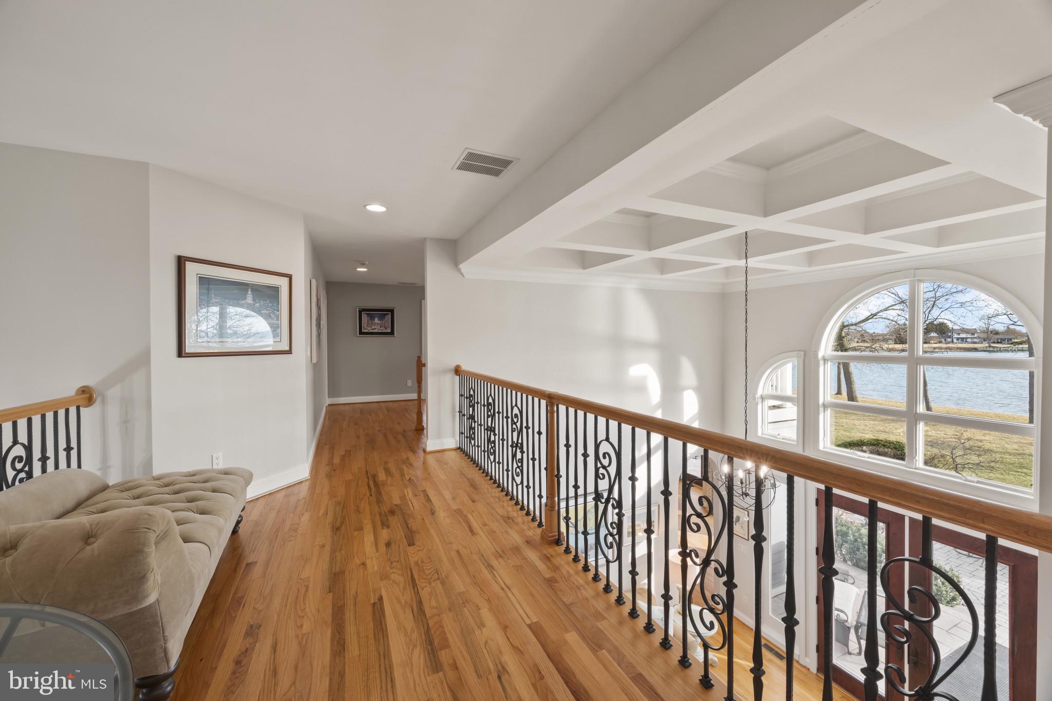 COVE CREEK CLUB - Residential