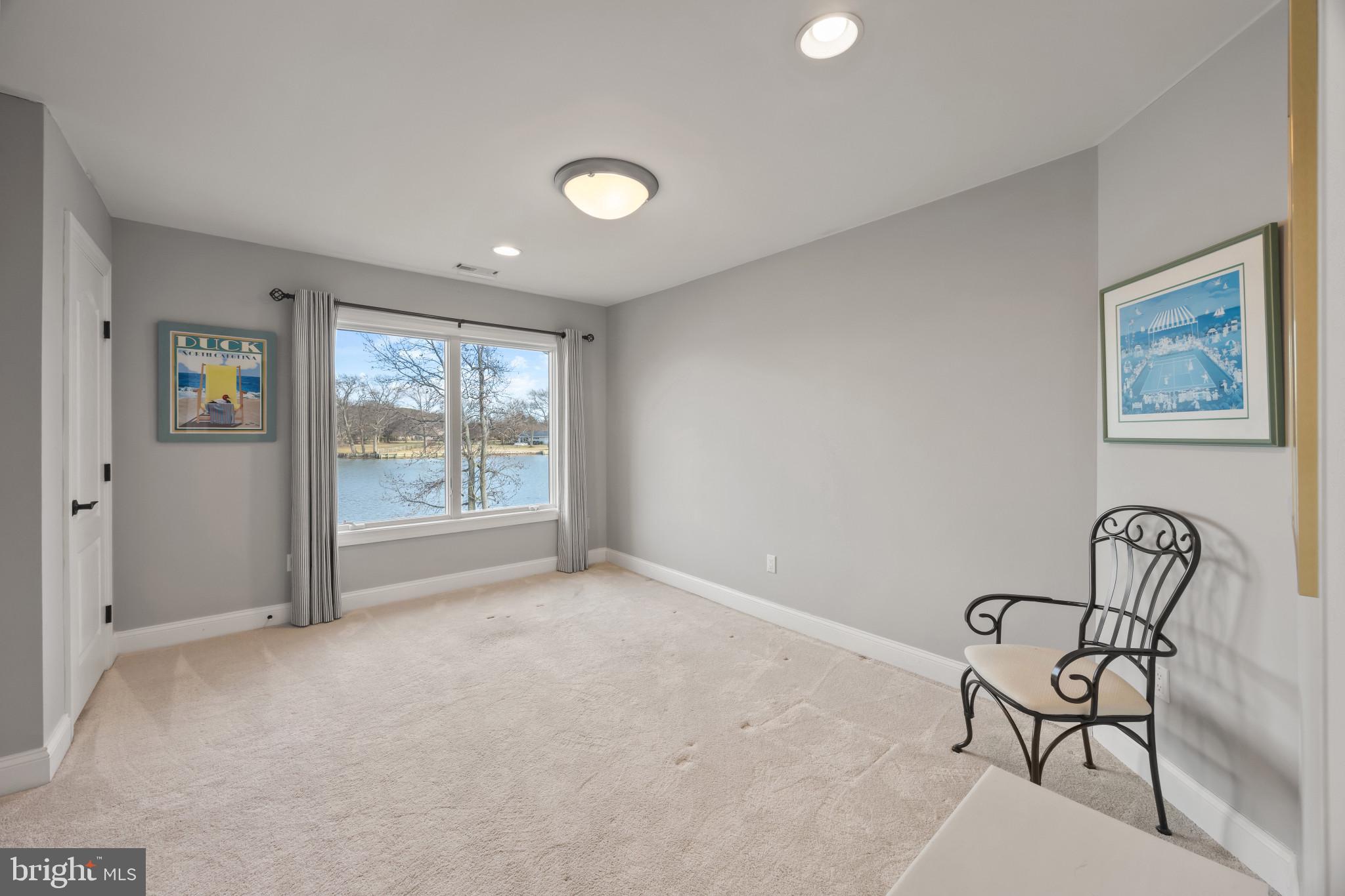 COVE CREEK CLUB - Residential