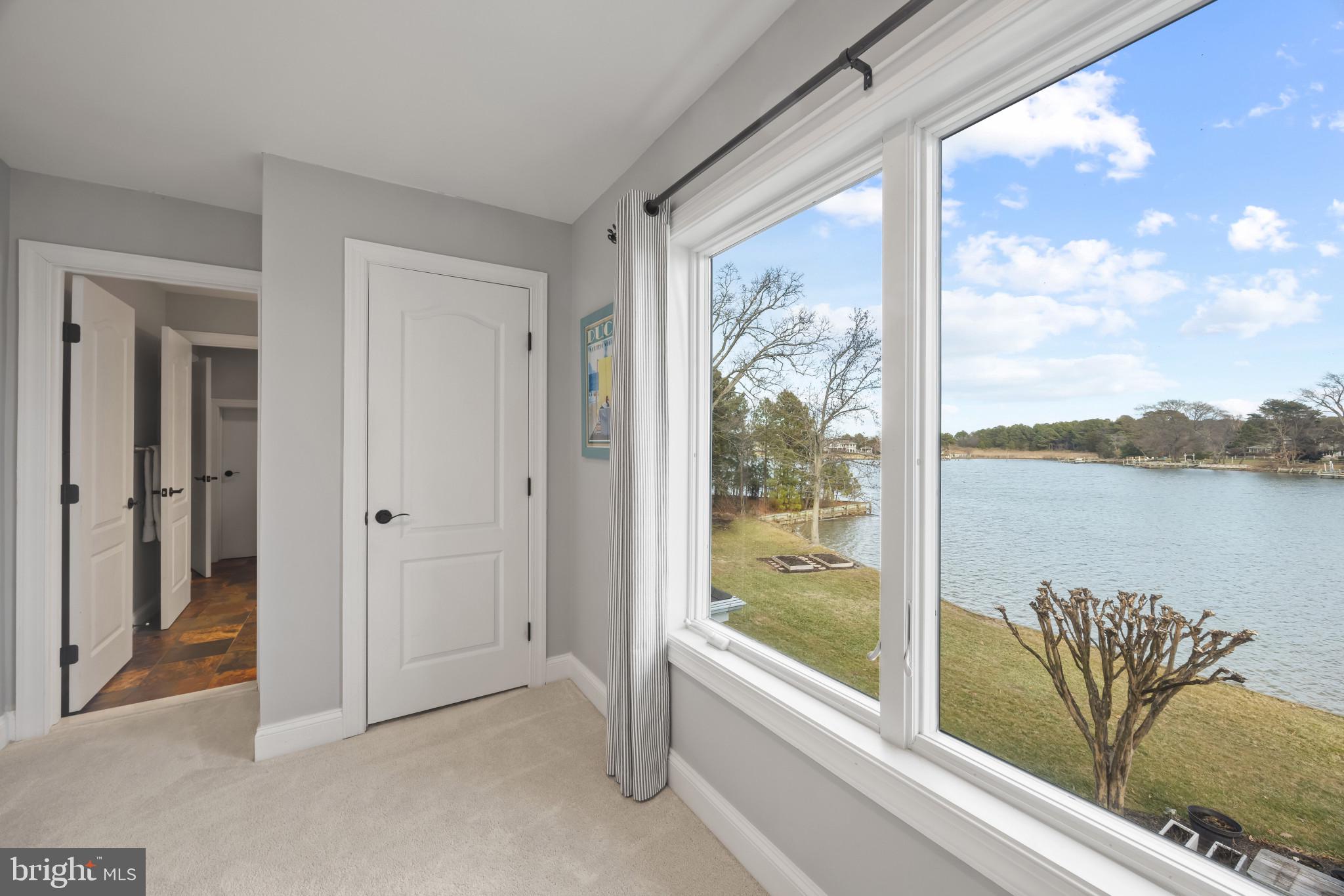 COVE CREEK CLUB - Residential